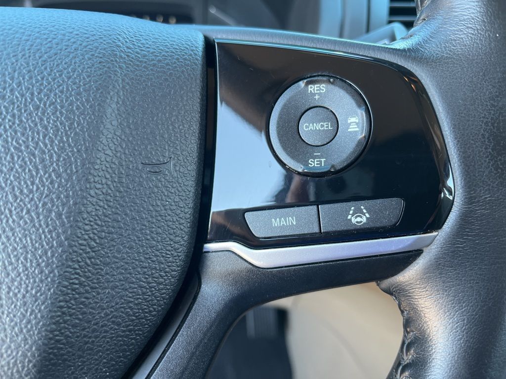 Thumbnail: 2018 Honda Odyssey - 22