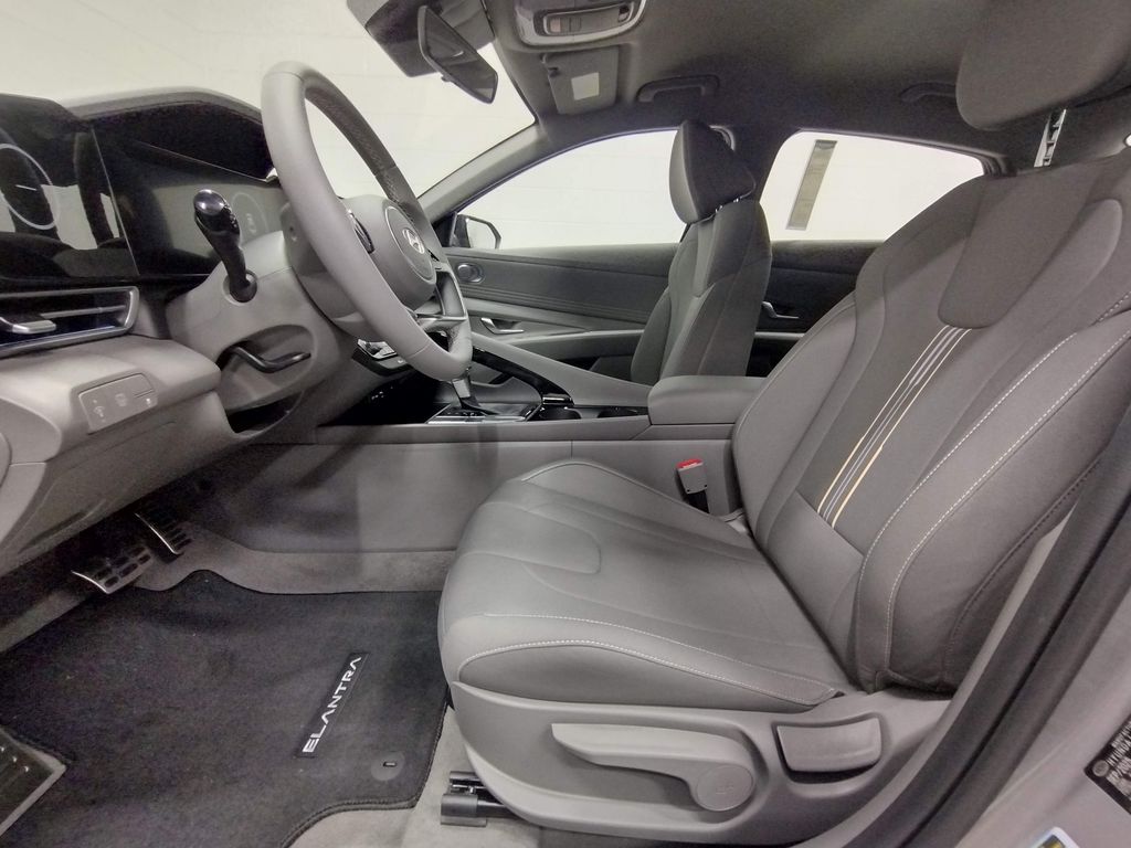 2026 Hyundai Elantra Hybrid SEL Sport