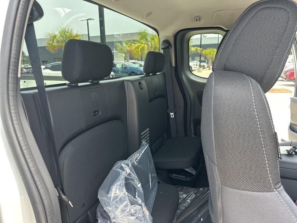 2025 Glacier White Nissan Frontier SV RWD Truck