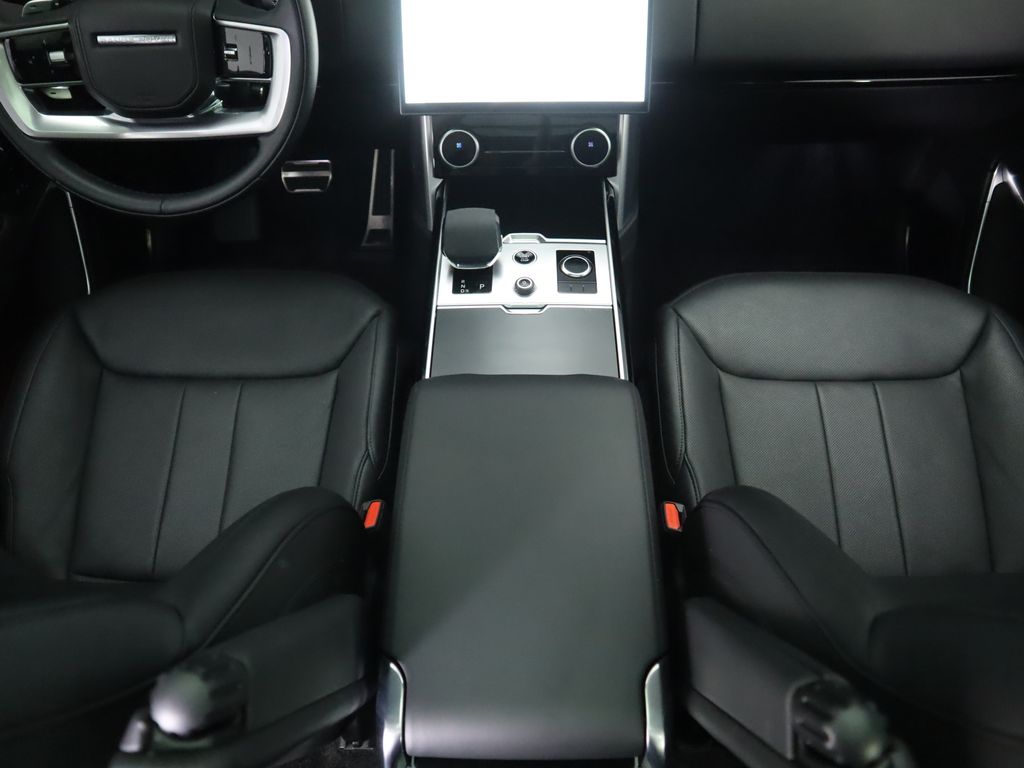 Thumbnail: 2023 Land Rover Range Rover - 17