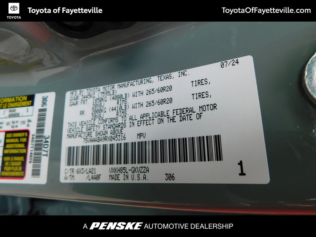 Thumbnail: 2024 Toyota Sequoia - 12