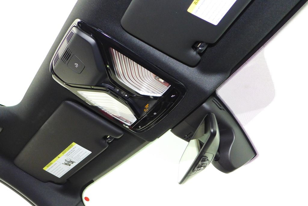 Thumbnail: 2024 BMW 2 Series - 18