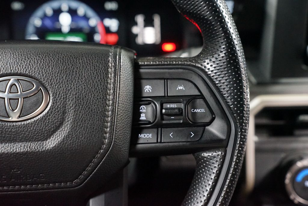 Thumbnail: 2024 Toyota Tacoma - 14