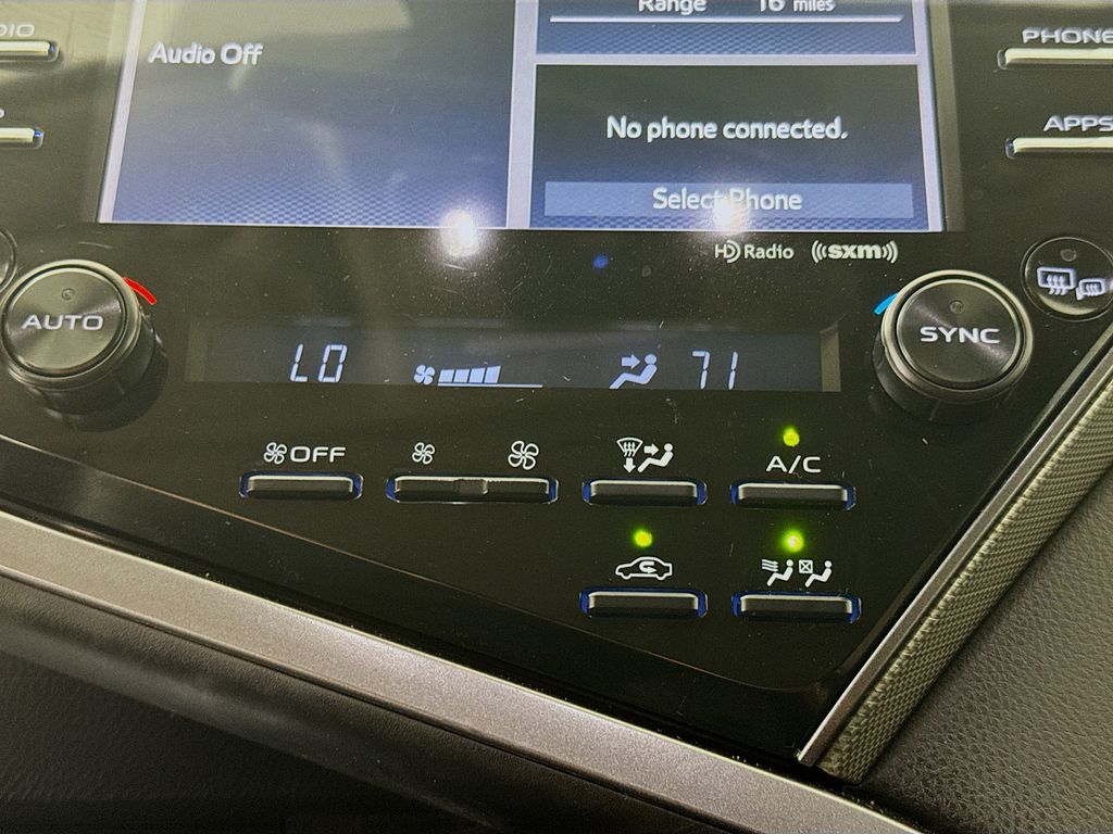 Used Car 2019 Toyota Camry Hybrid  Se For Sale Under $20,000 In Austin, Texas