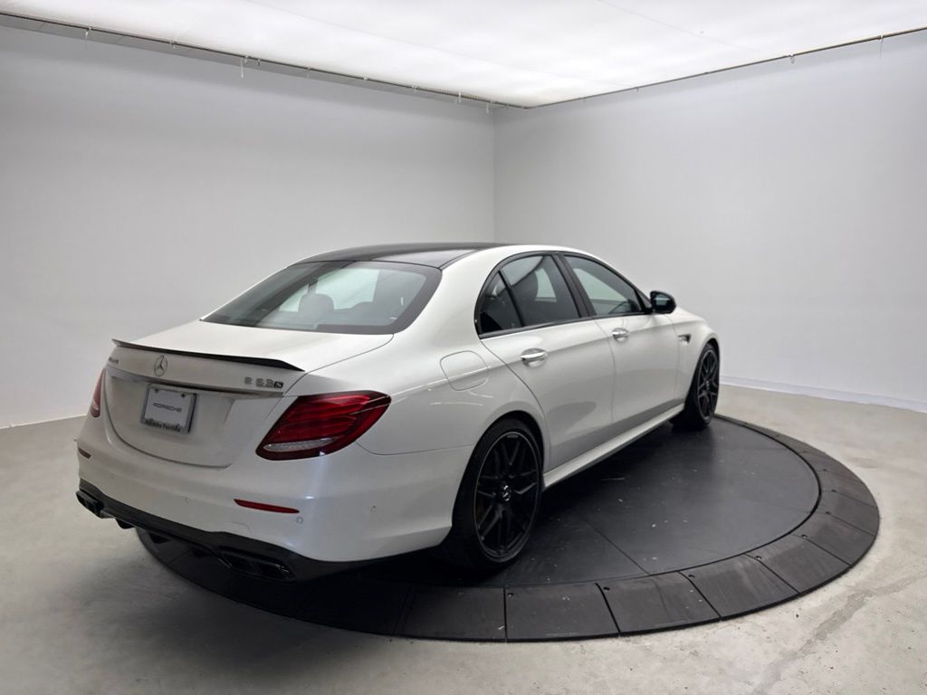 Thumbnail: 2018 Mercedes-Benz E-Class - 5