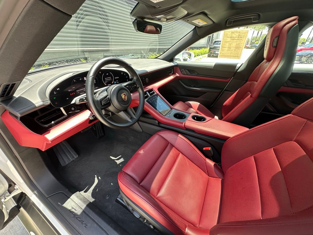 2023 Porsche Taycan  4
