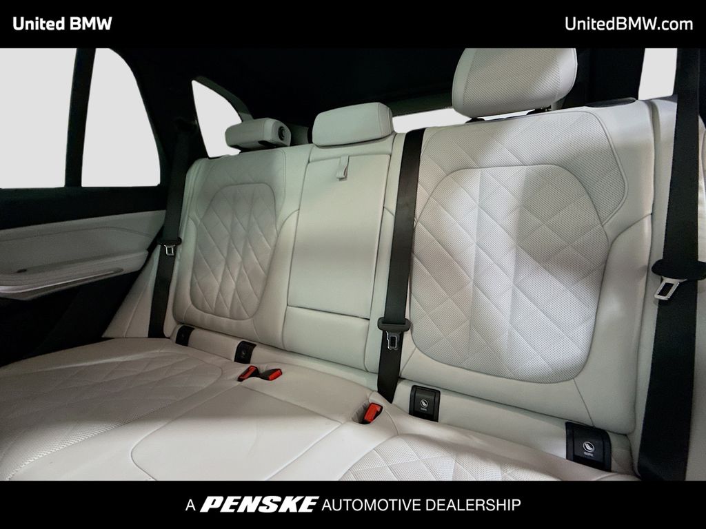 Thumbnail: 2025 BMW X5 - 13