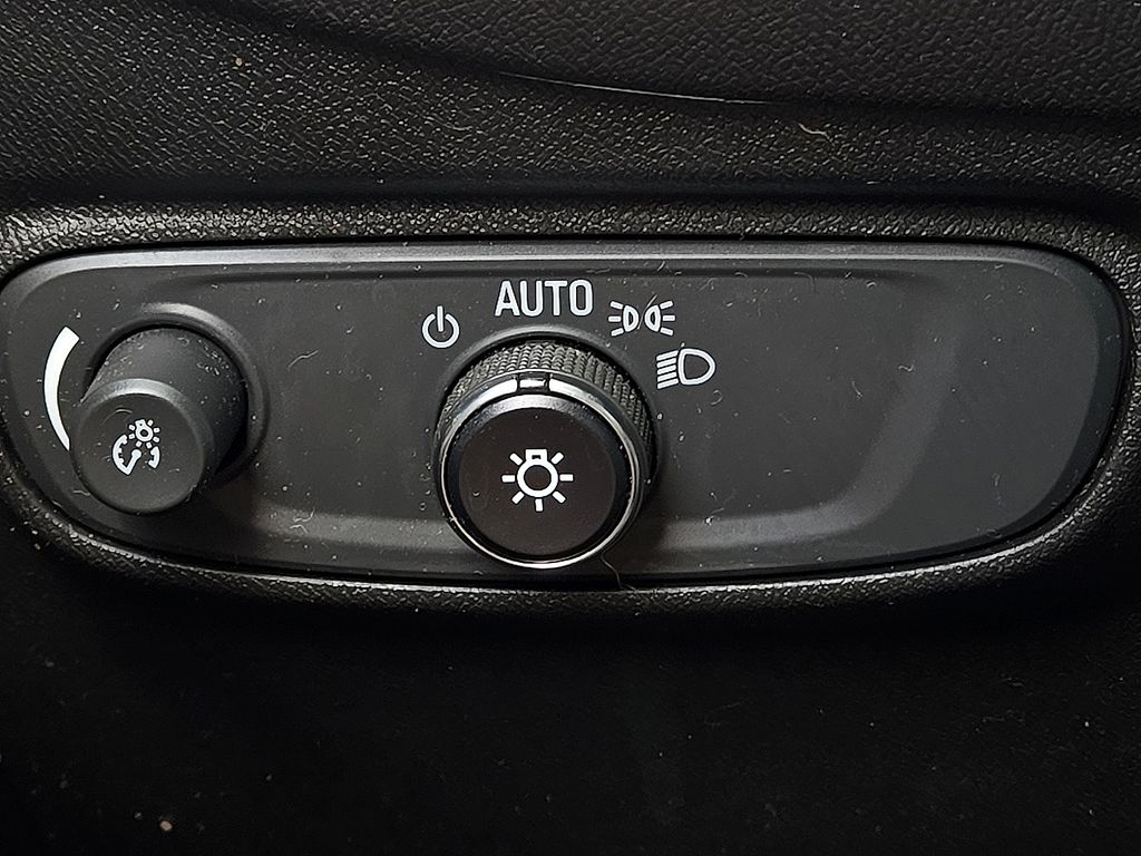 Used 2020 Chevrolet Equinox LS For Sale in Farmington, AR