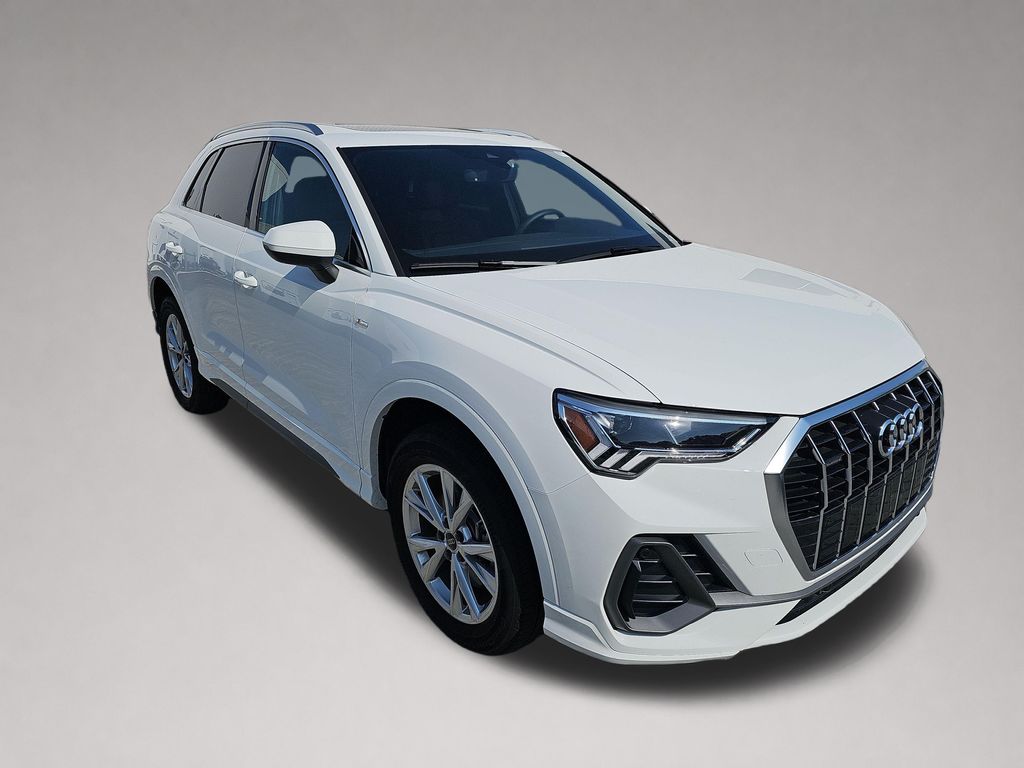 2025 Audi Q3 Premium Plus