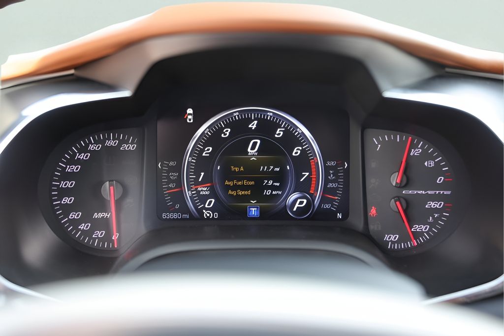 Used 2015 Red Chevrolet Stingray Z51 image 14