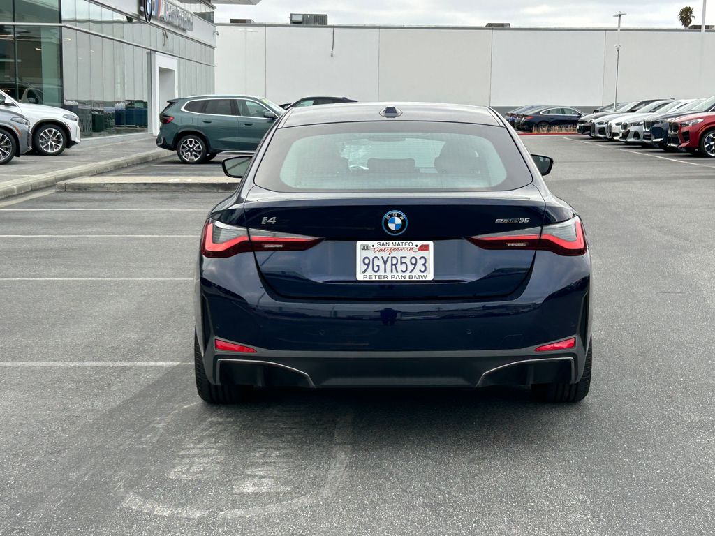 Thumbnail: 2023 BMW i4 - 4