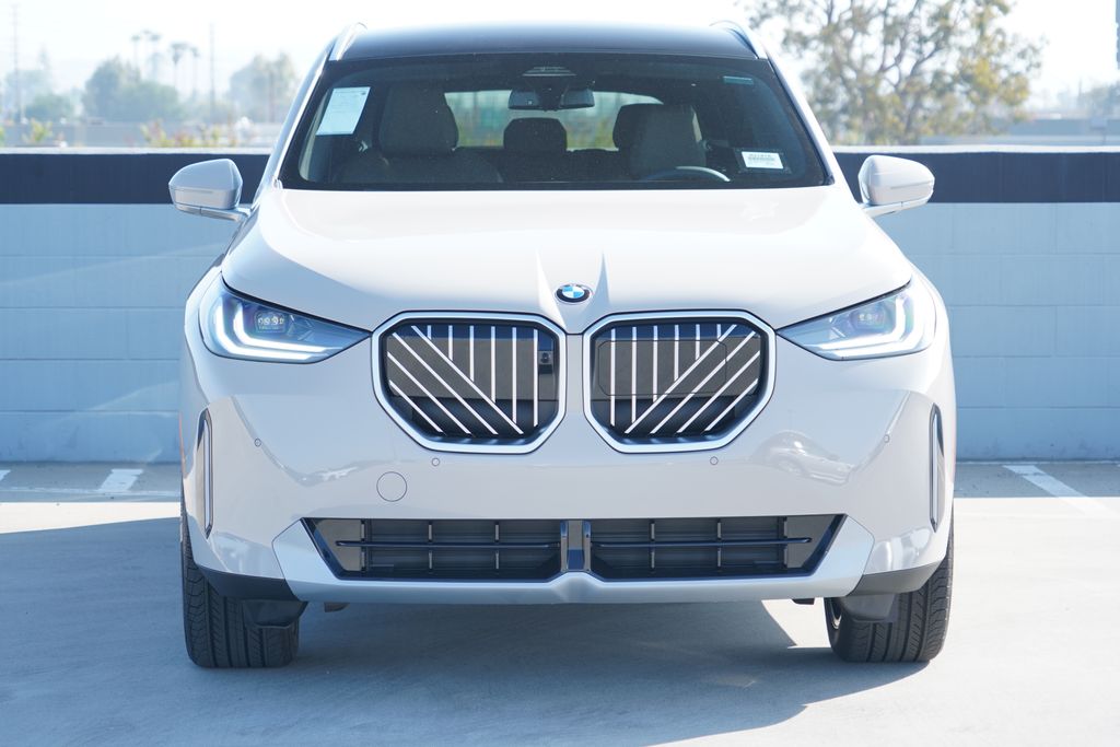 Thumbnail: 2026 BMW X3 - 2