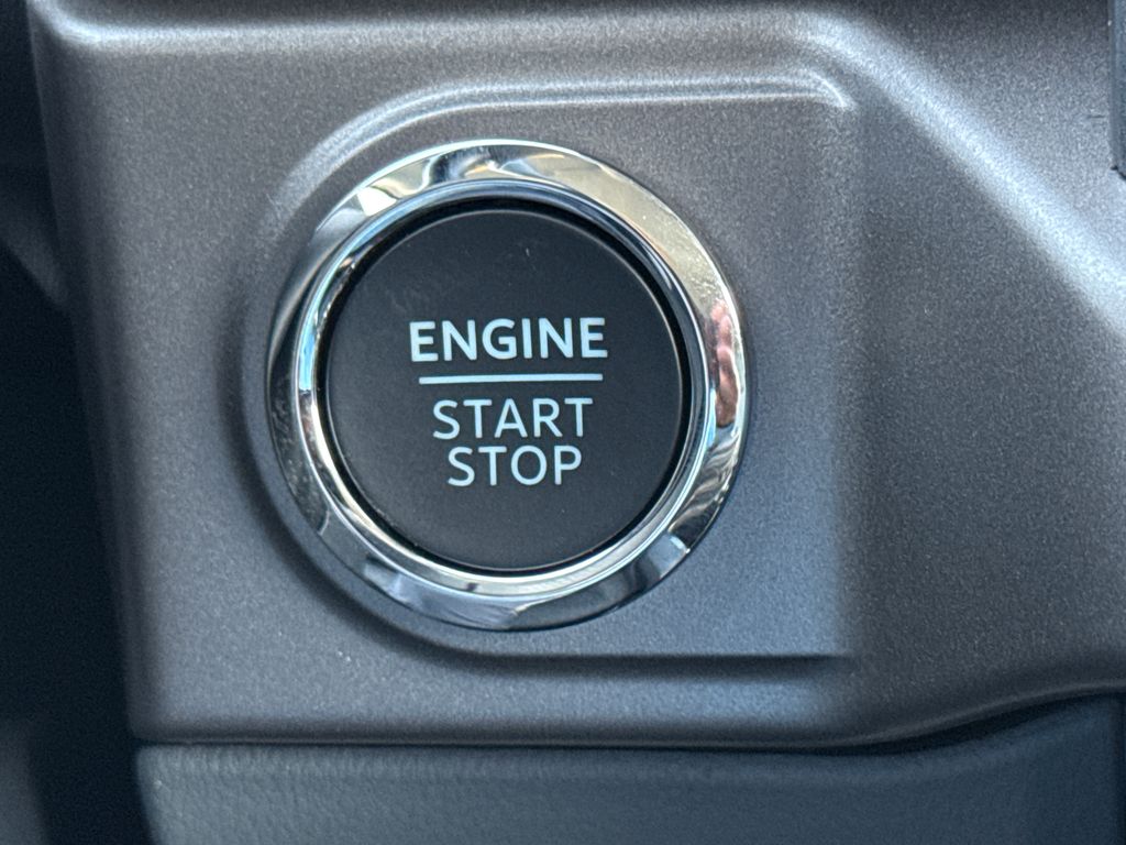 New 2026 White Ford XLT image 23