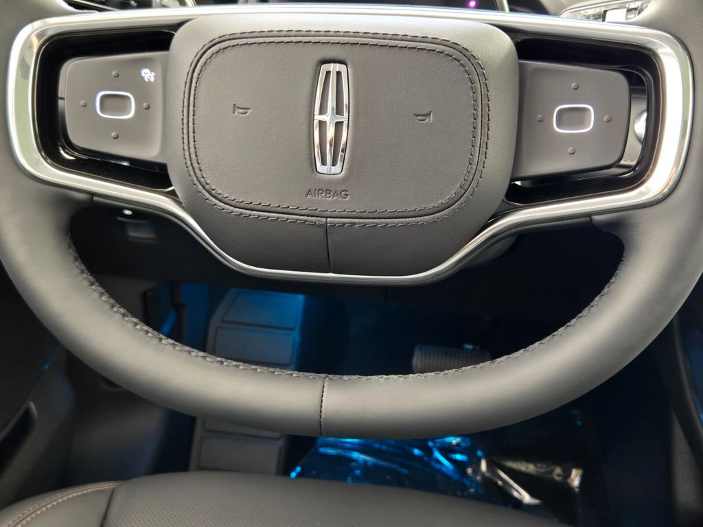 new 2026 Lincoln Nautilus car, priced at $61,670