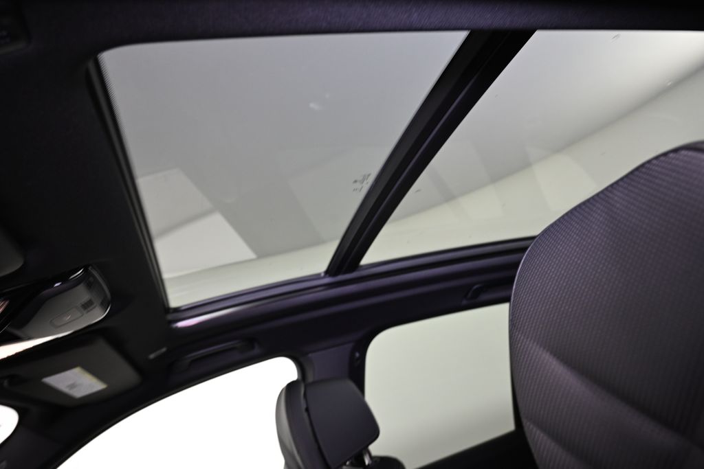 Thumbnail: 2026 BMW X5 - 20