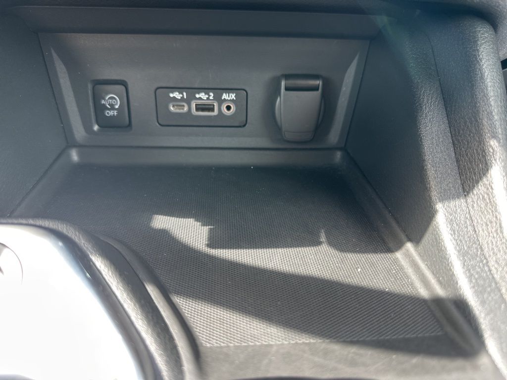 2024 Aspen White Tricoat Nissan Sentra SV FWD Sedan