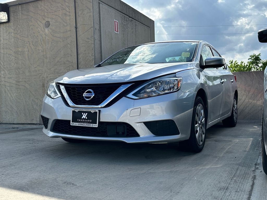 Brilliant Silver Metallic 2019 Nissan Sentra S FWD Sedan Front-Wheel Drive Continuously Variable Transmission