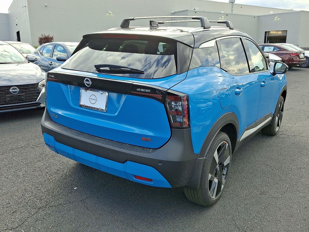 Thumbnail: 2026 Nissan Kicks - 4