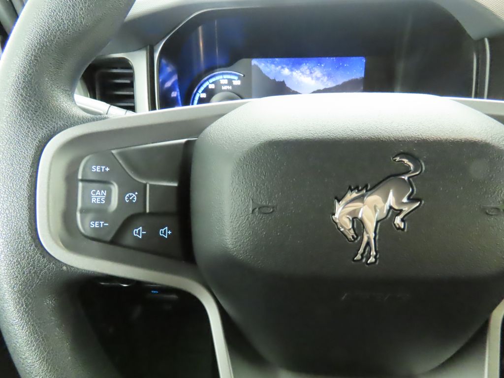 Thumbnail: 2021 Ford Bronco - 11