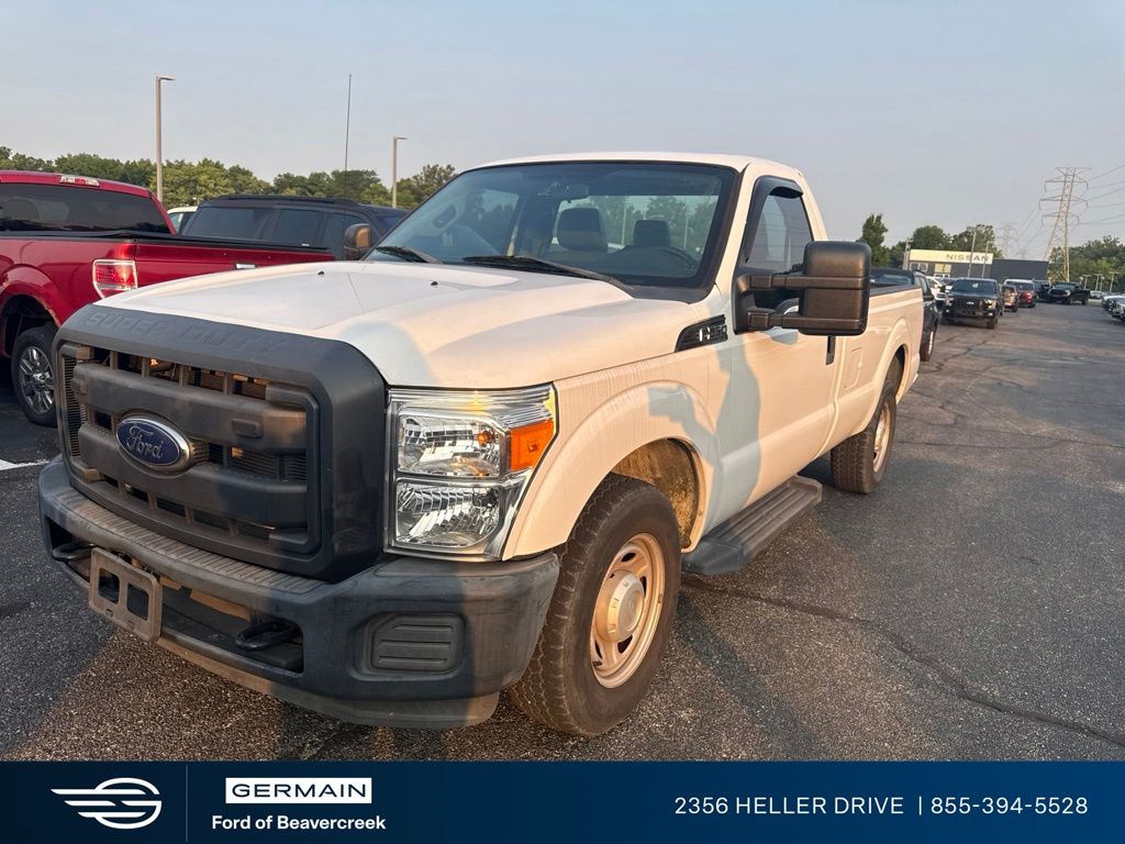 Used 2016 White Ford XL image 2