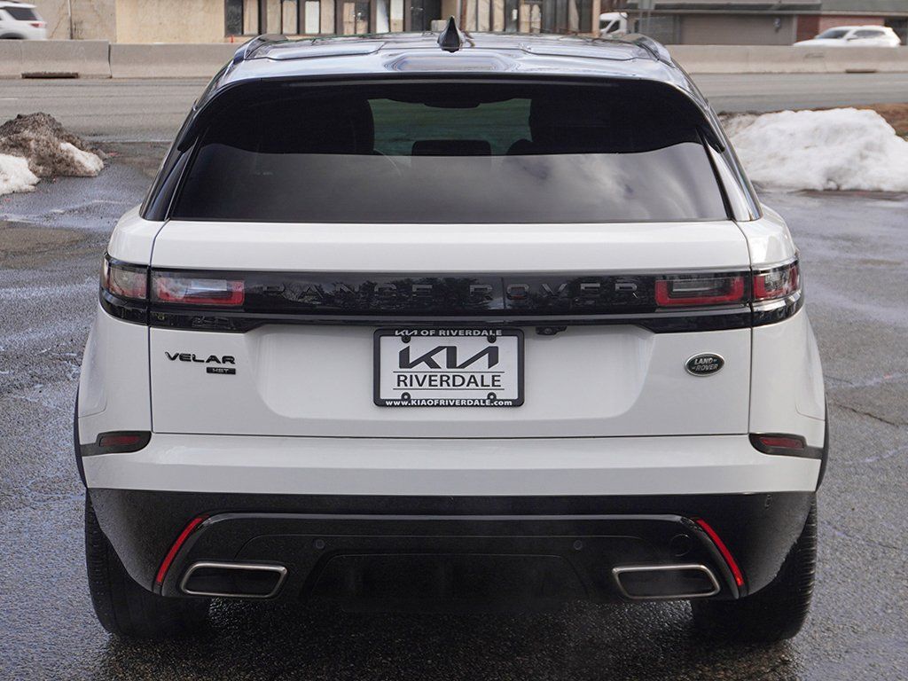 Used 2023 White Land Rover HST image 17