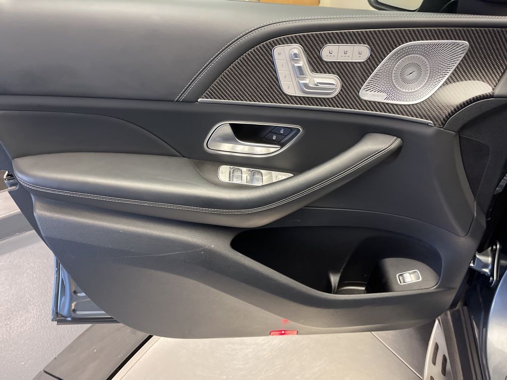 Thumbnail: 2021 Mercedes-Benz GLS - 11