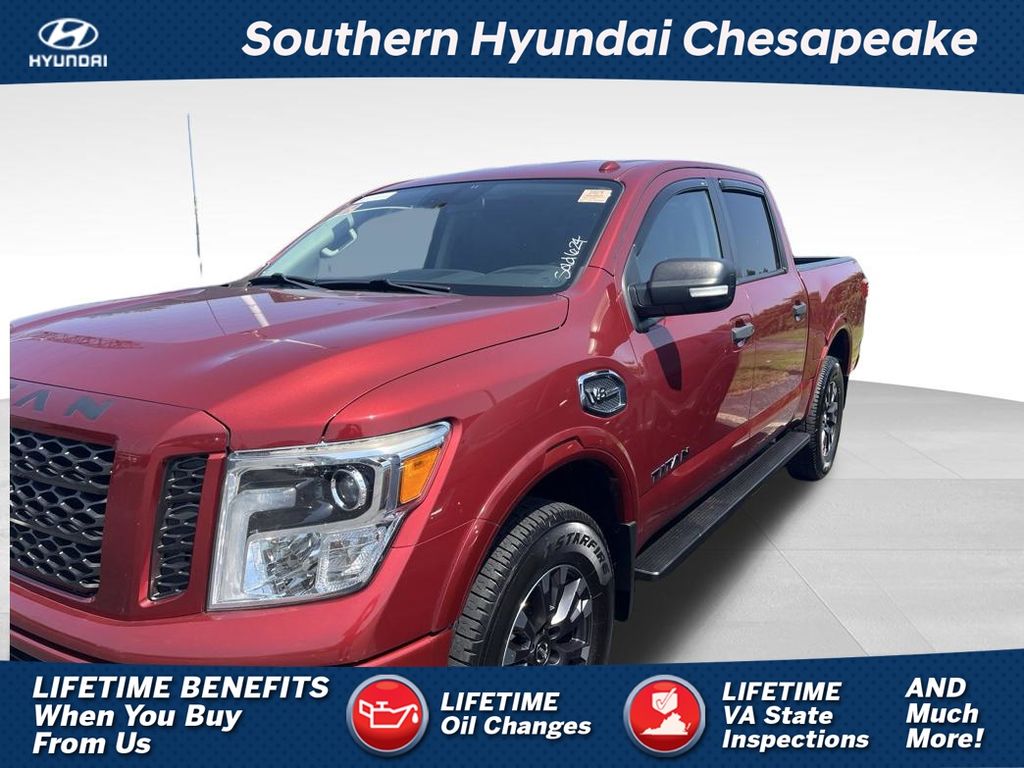 2017 Nissan Titan PRO-4X Crew Cab 4WD