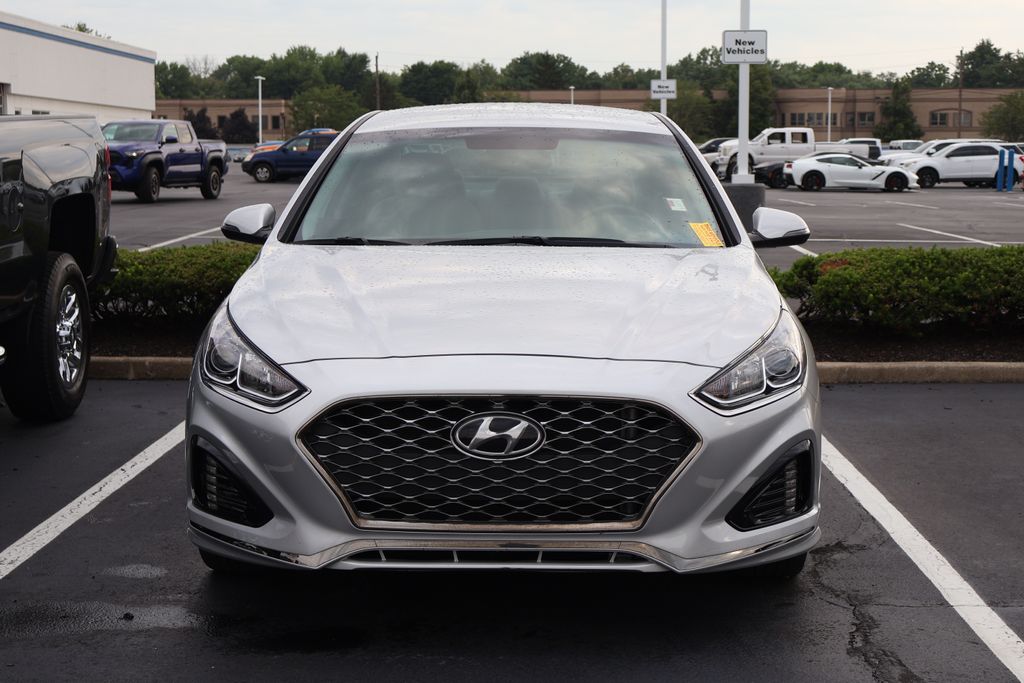 Thumbnail: 2019 Hyundai Sonata - 2