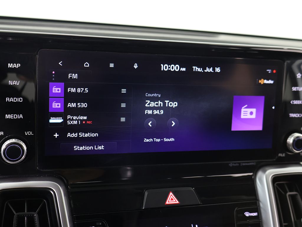 Used 2022 White Kia EX image 50