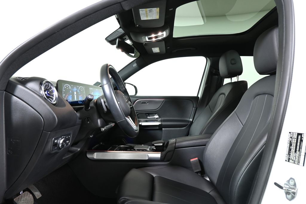 2022 Mercedes-Benz GLB 250 3