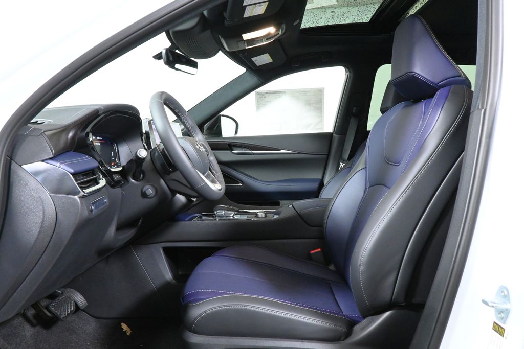 Thumbnail: 2026 INFINITI QX60 - 3