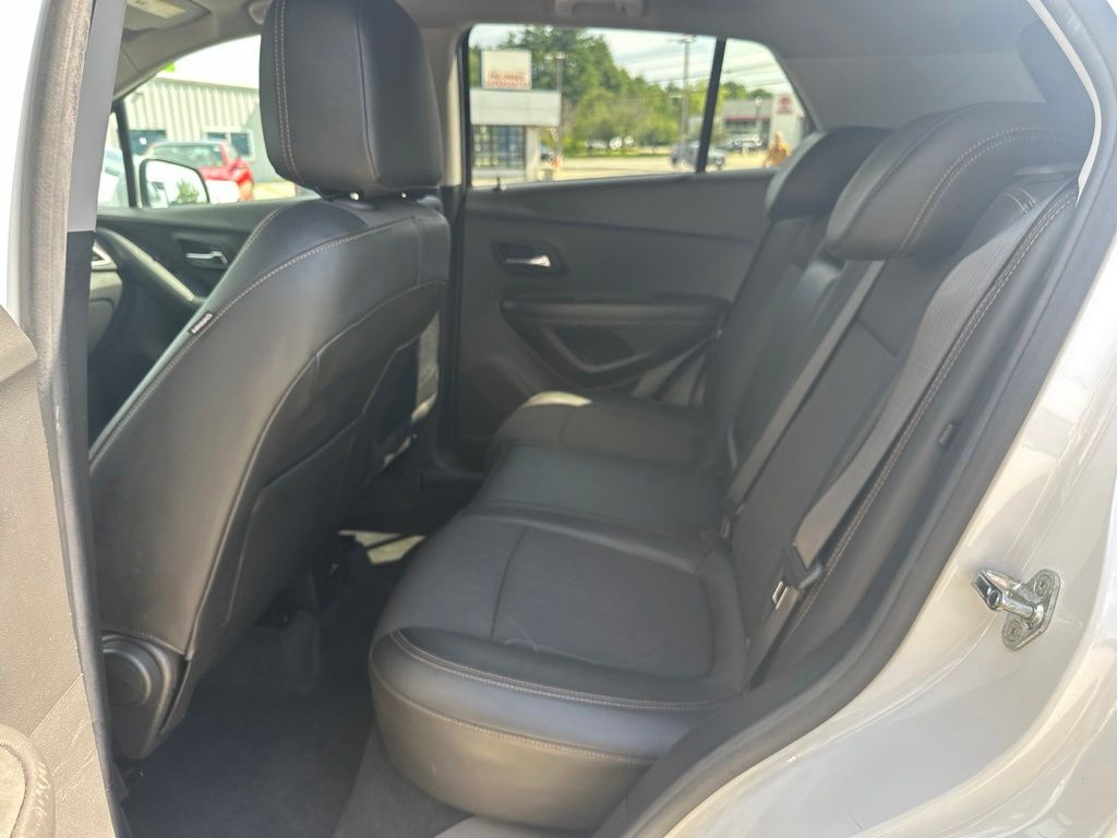Used 2021 Chevrolet Trax SUV