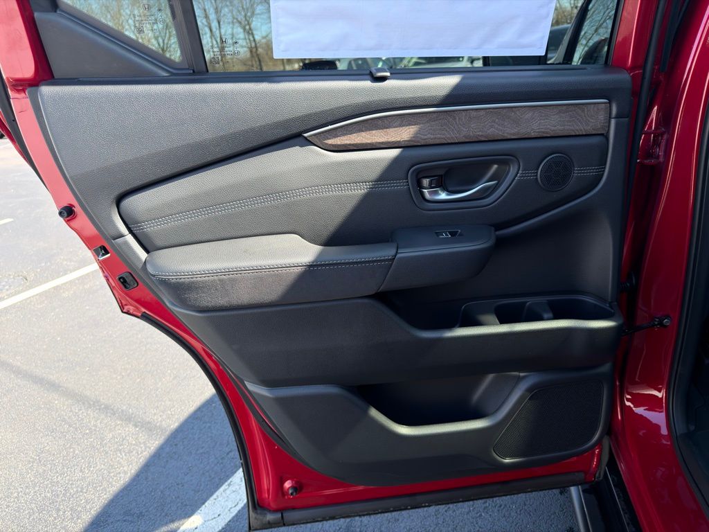 Thumbnail: 2026 Honda Pilot - 20