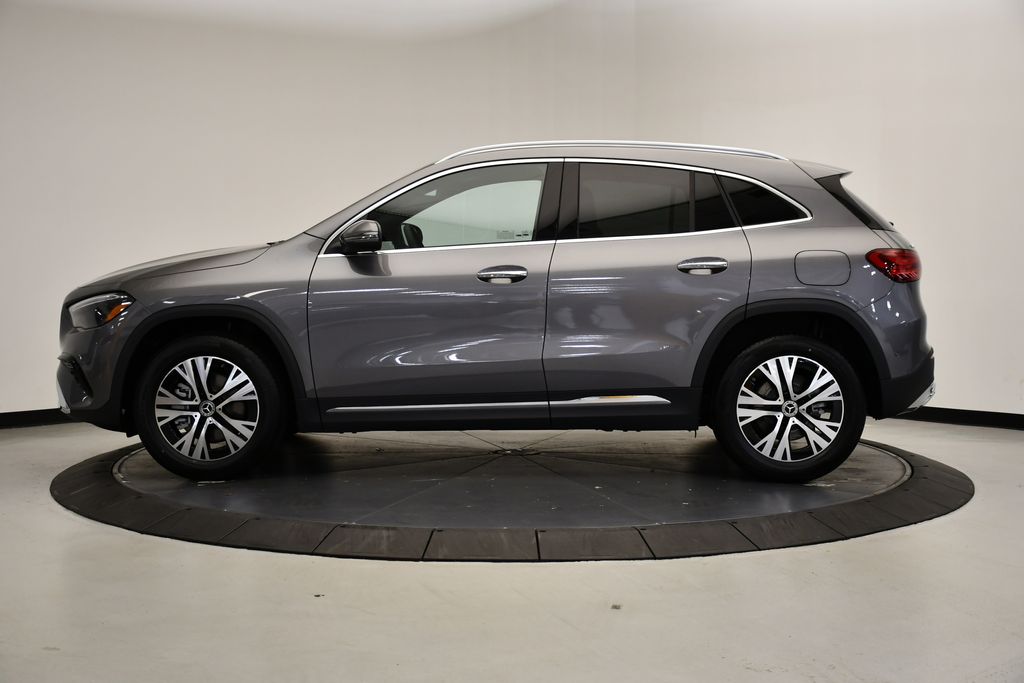 Thumbnail: 2026 Mercedes-Benz GLA - 2