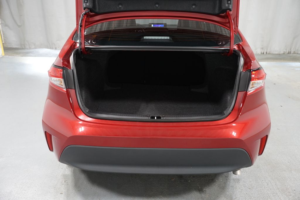 Thumbnail: 2025 Toyota Corolla - 31