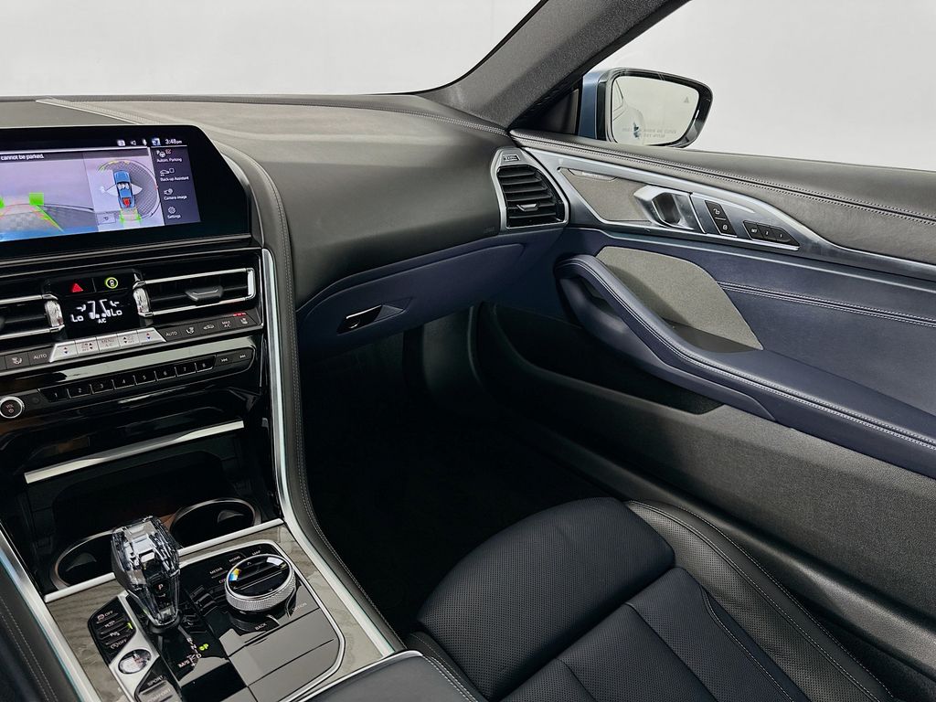 Thumbnail: 2022 BMW 8 Series - 23
