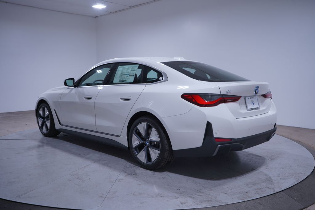 2025 BMW i4 eDrive40 3