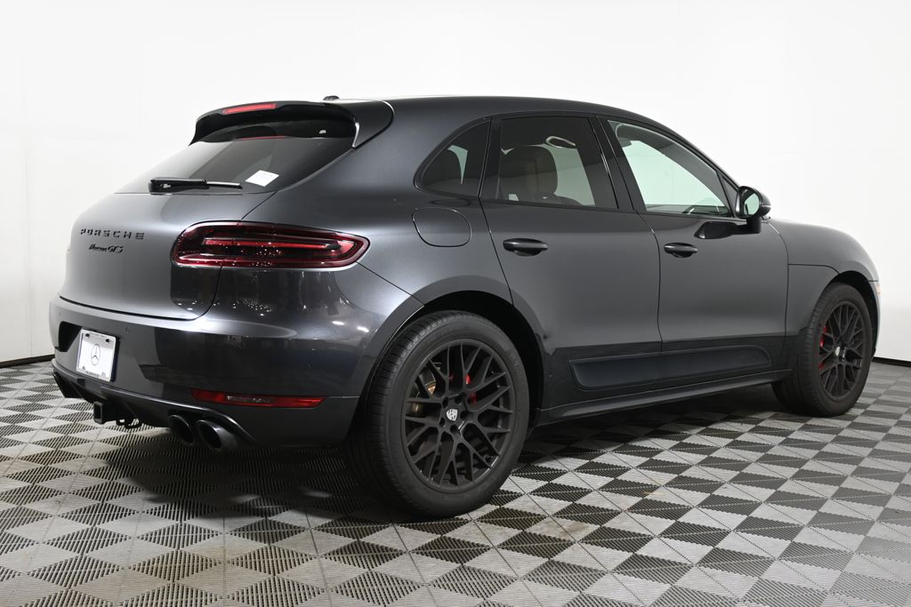Thumbnail: 2017 Porsche Macan - 10