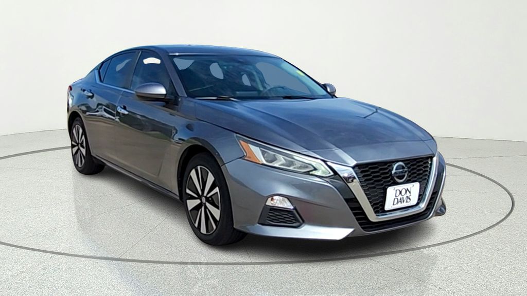 2021 Nissan Altima 2.5 SV