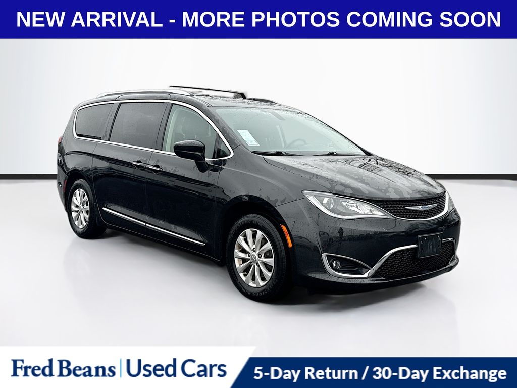 2018 Chrysler Pacifica Touring L FWD