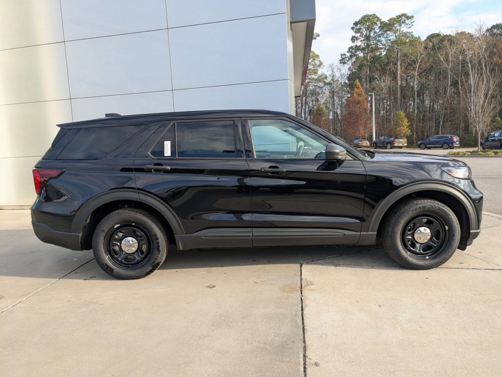 2025 Ford Police Interceptor Utility 