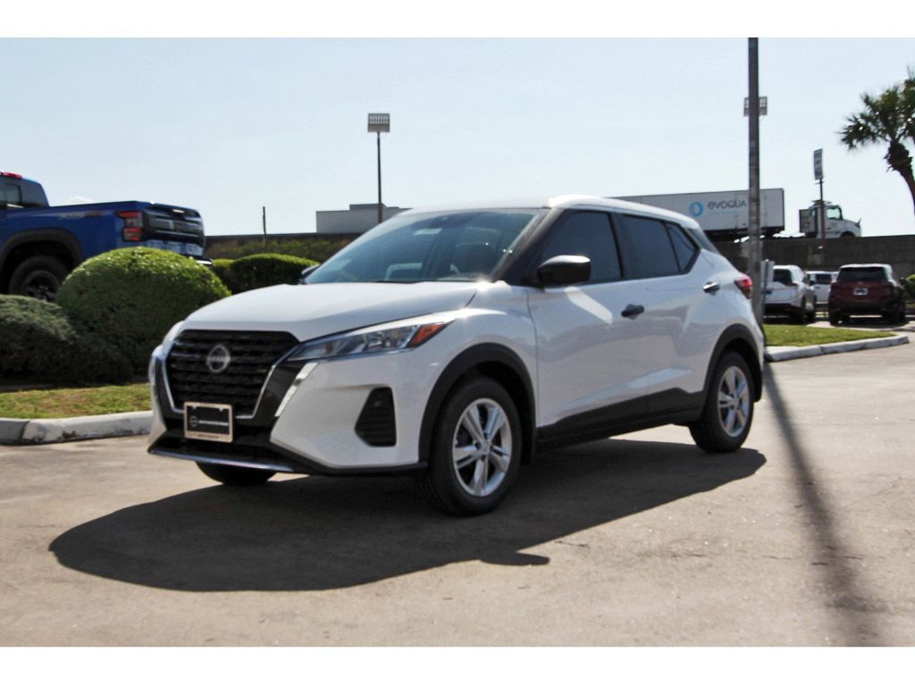 2025 Nissan Kicks Play S - 1