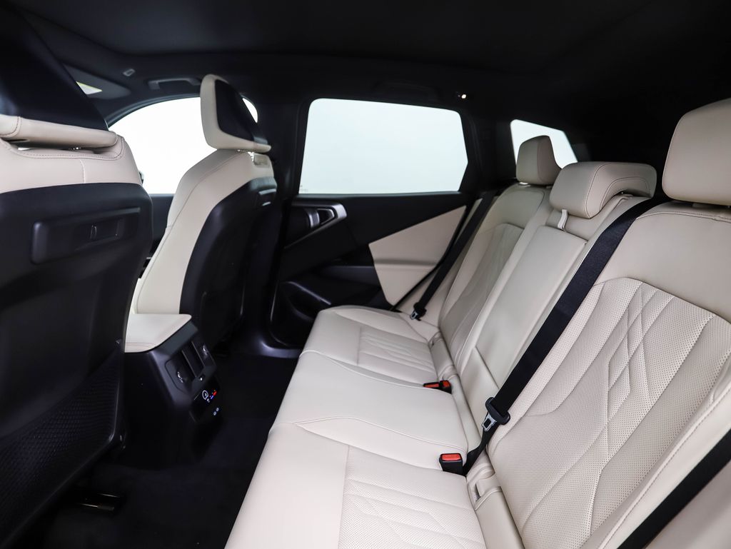 Thumbnail: 2026 BMW X3 - 23