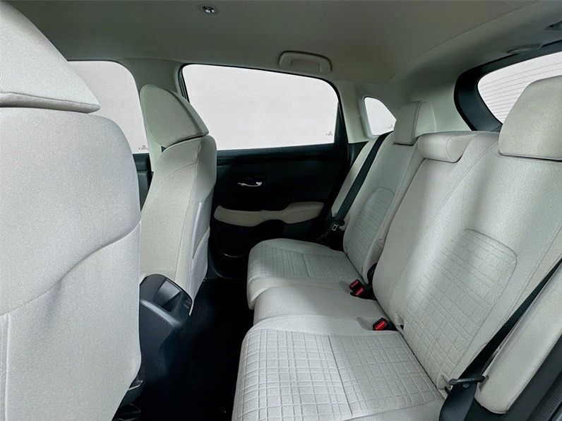 2025 Honda HR-V LX photo