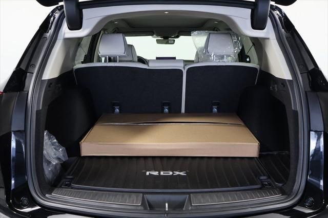 Thumbnail: 2026 Acura RDX - 8