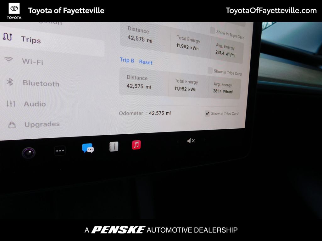 Thumbnail: 2023 Tesla Model Y - 11