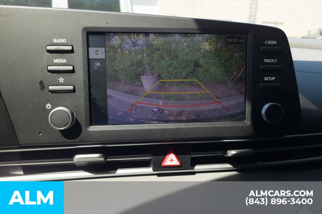 Used 2025 Silver Hyundai SE image 8