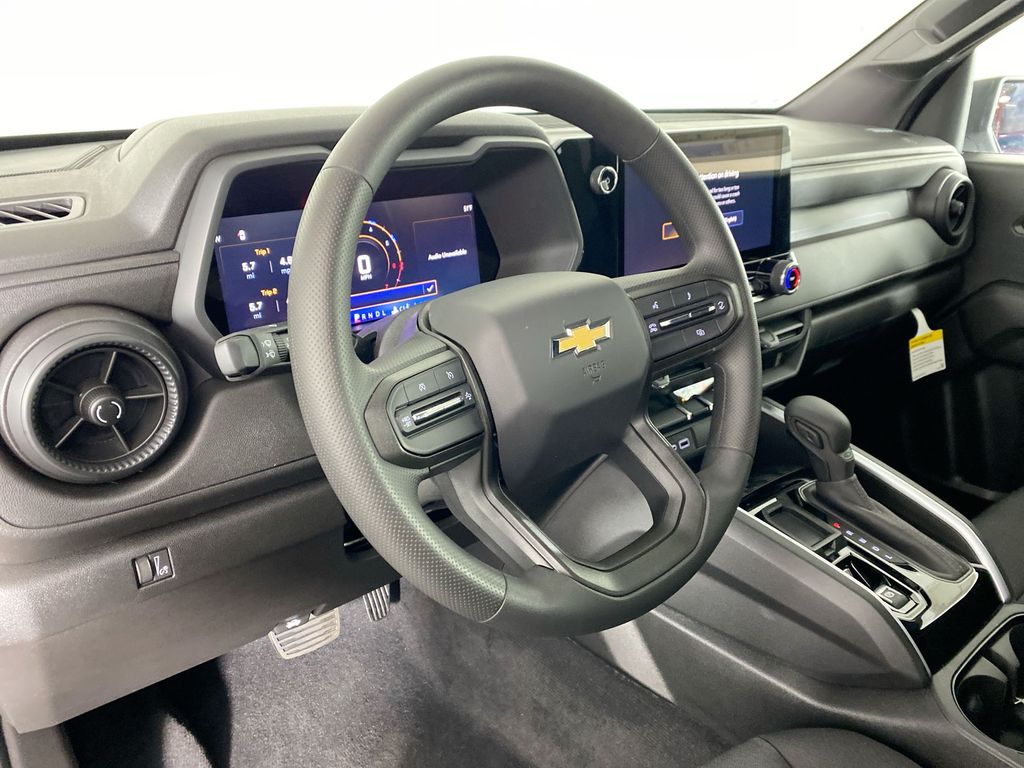 2025 Chevrolet Colorado Work Truck photo