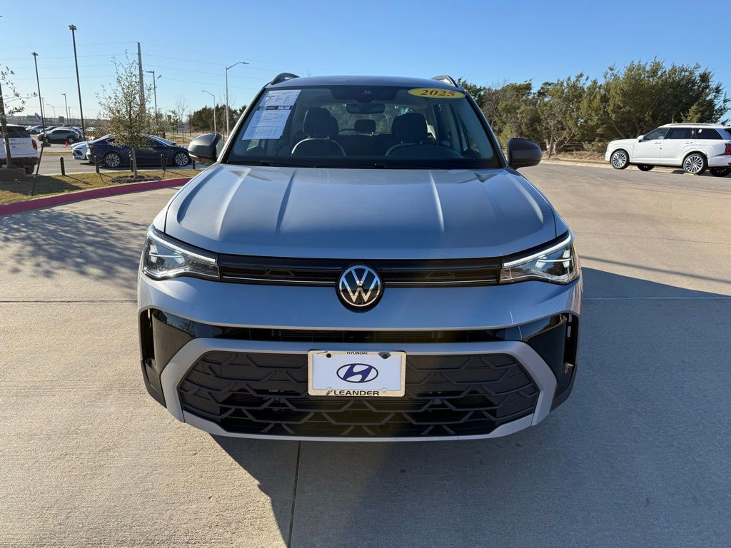 Thumbnail: 2025 Volkswagen Taos - 2