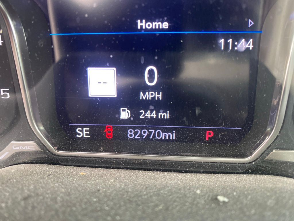 Used 2020 White GMC Denali image 5